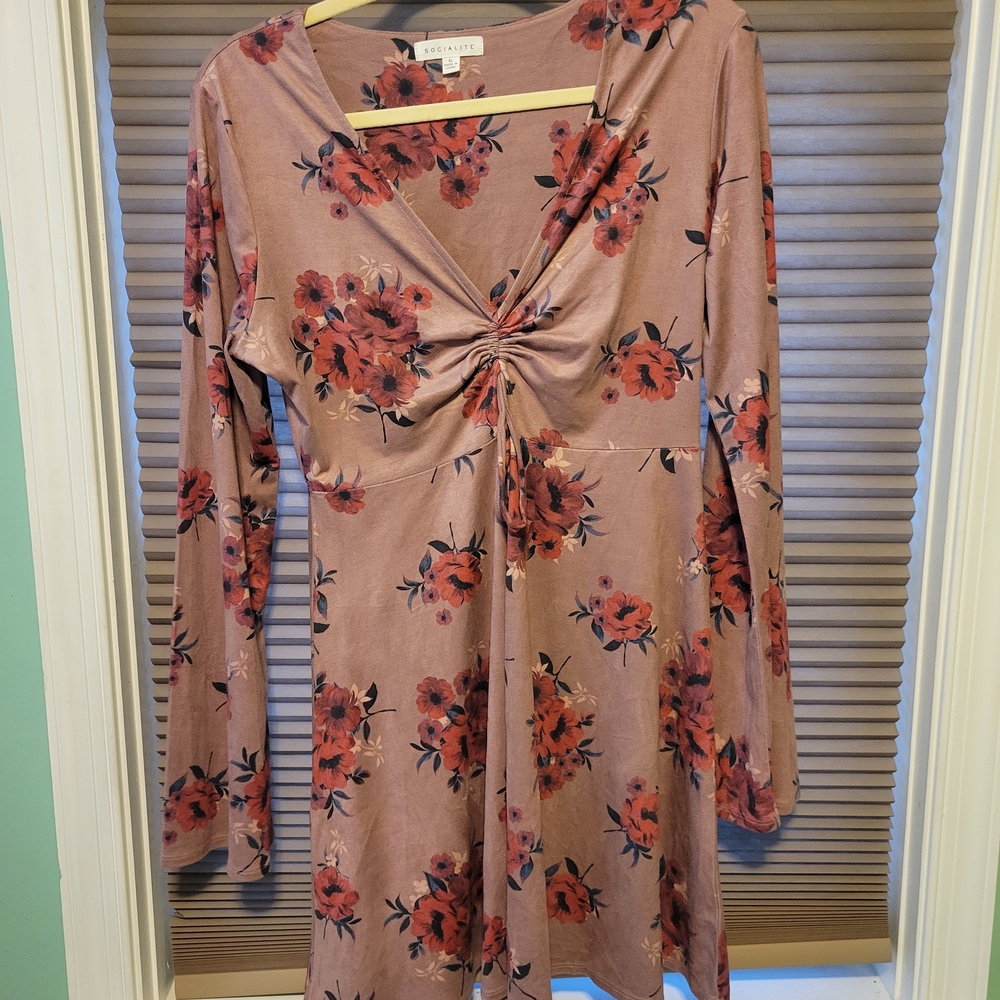 New Look Floral Long Sleeve Dress in Mauve and Red